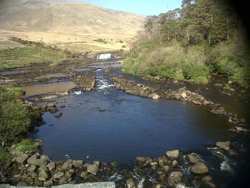 Riverwalk House B&B Oughterard Exterior photo
